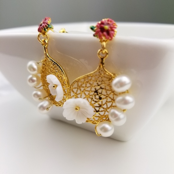 Plum Blossom 18k Gold Plated Peal Earrings $39 - Picture 5 of 6